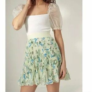 ARITZIA twirl skirt mini XS